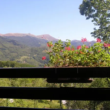 Spacious In With Swimming Pool Chalet Cutigliano